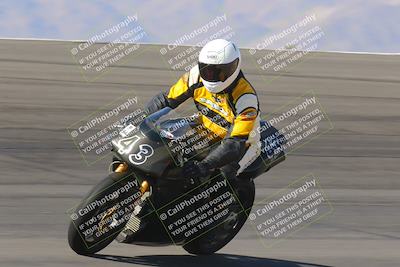 media/Nov-06-2023-Moto Forza (Mon) [[ce023d0744]]/4-Beginner Group/Session 2 (Bowl Tight Speed)/